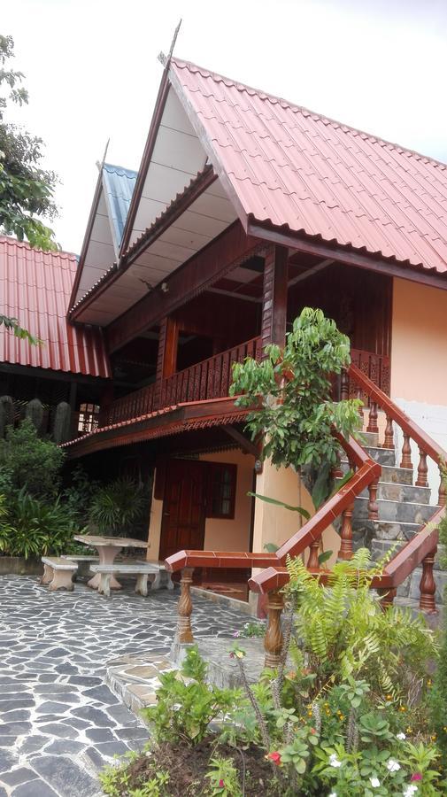 Phuphet Hill Resort Phu Ruea Exterior photo